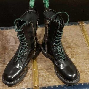 Solovair 11-eye Leather Derby zip boots, men's 9, Doc Martens, Made in England